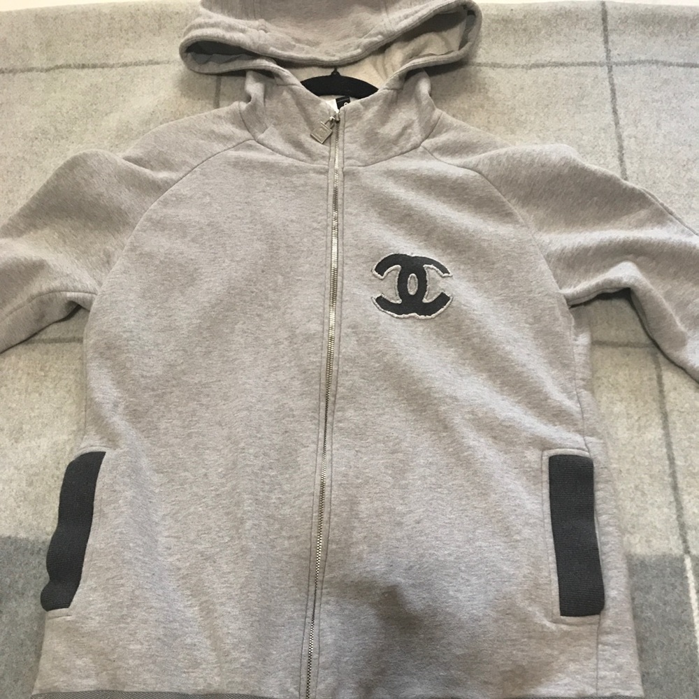 ‼️‼️ SOLD ‼️‼️✅✅✅Chanel hoodie jacket